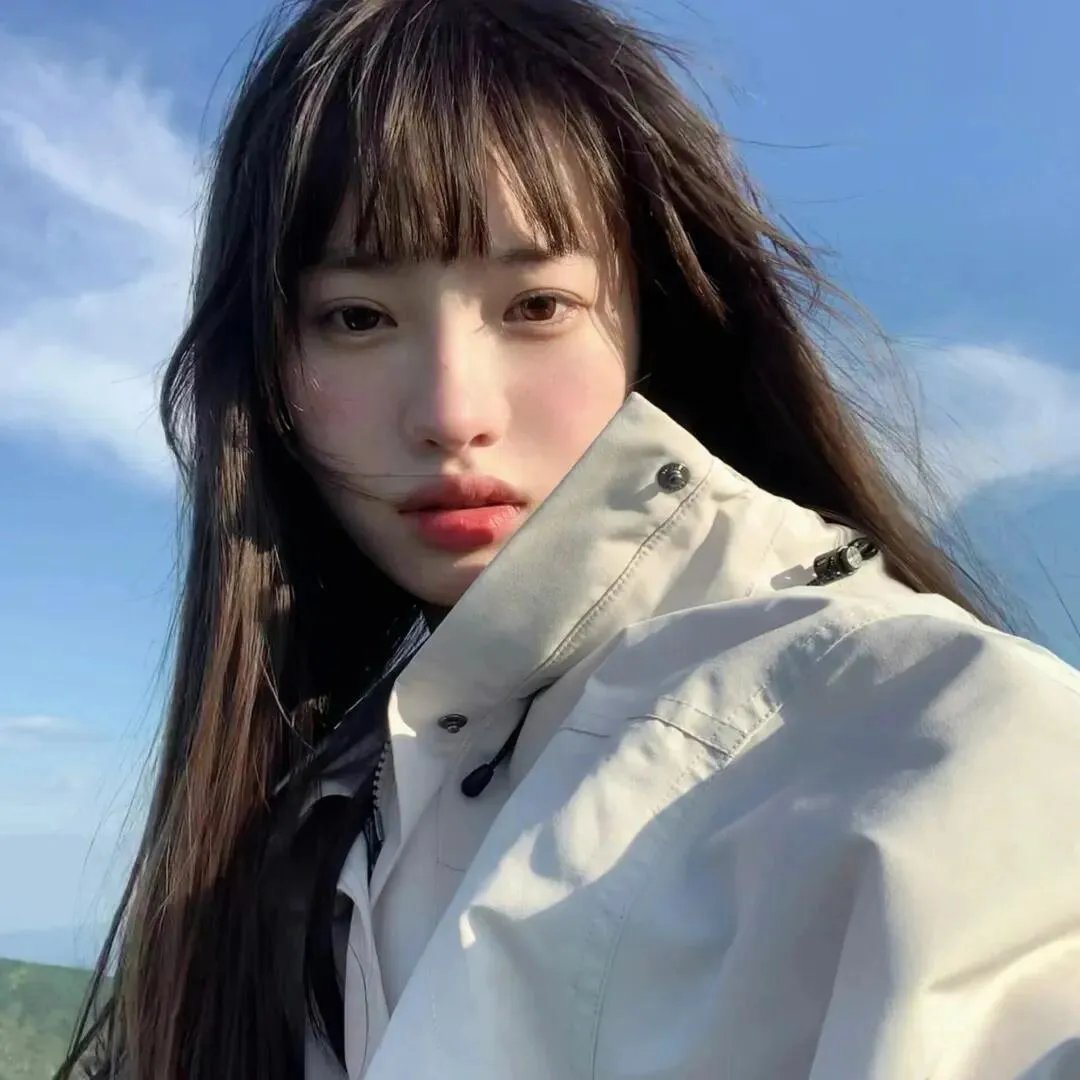 全谎位登月海报