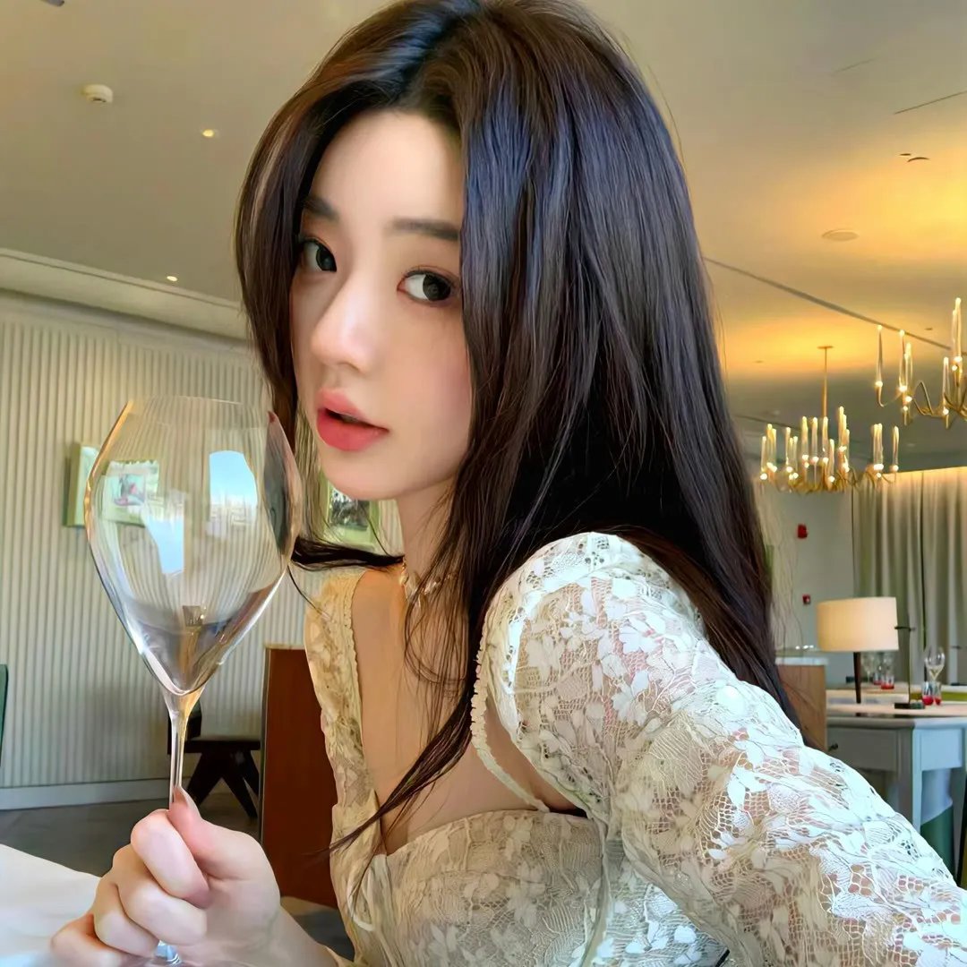战地女护士海报