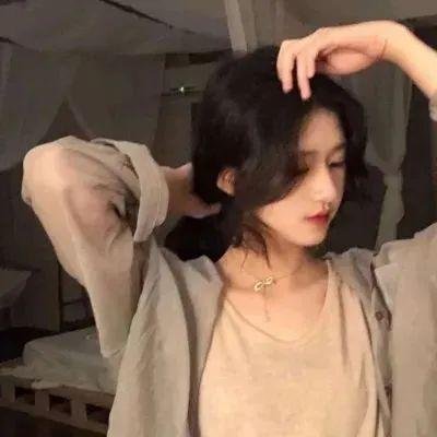 华丽的她海报